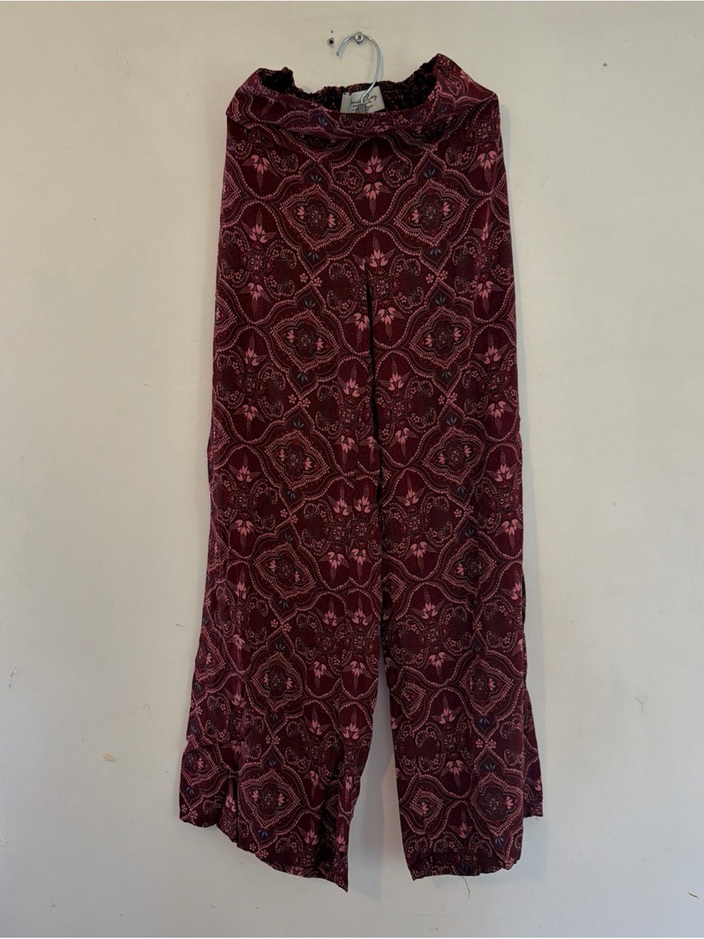 American Rag Maroon women’s pants